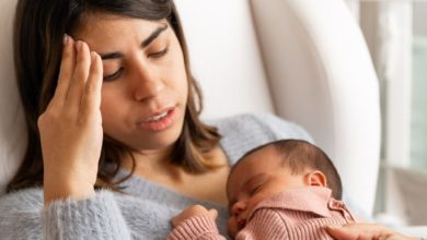 اكتئاب ما بعد الولادة